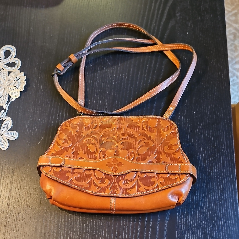 Patricia Nash Elegant Brown Leather Shoulder Bag